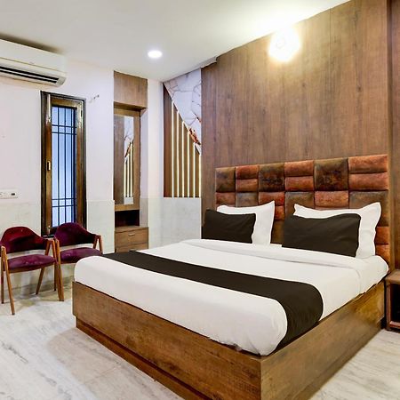 Super Hotel O Alipur Narela Buitenkant foto
