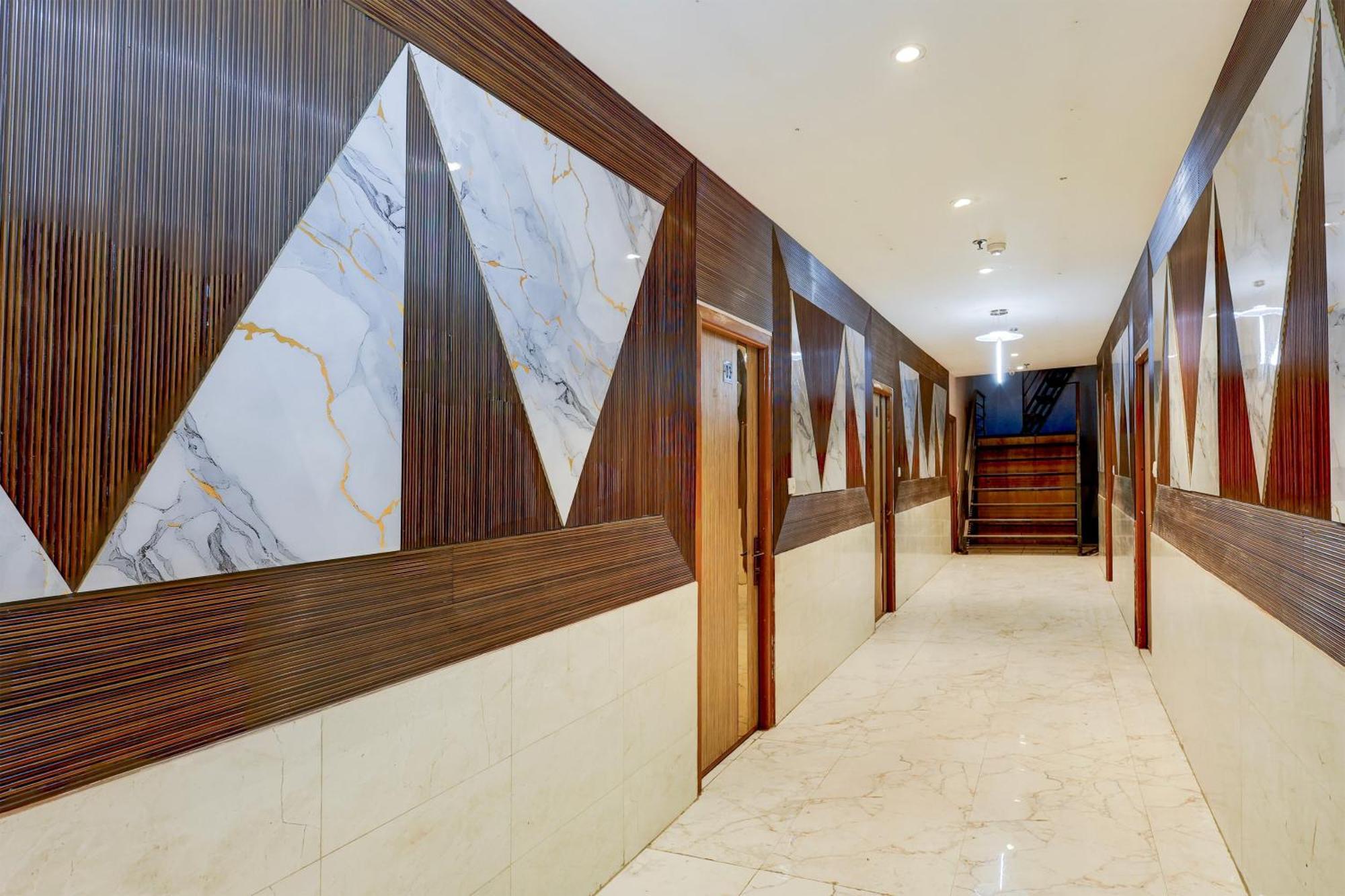 Super Hotel O Alipur Narela Buitenkant foto